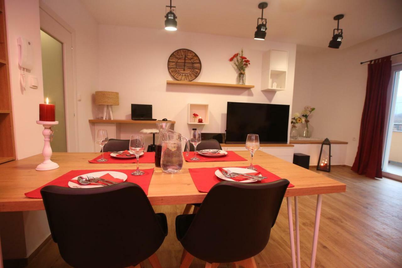 Apartman Delux Brkic Lägenhet Lozovac Exteriör bild