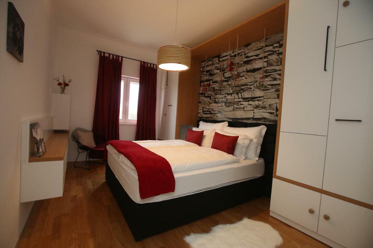 Apartman Delux Brkic Lägenhet Lozovac Exteriör bild